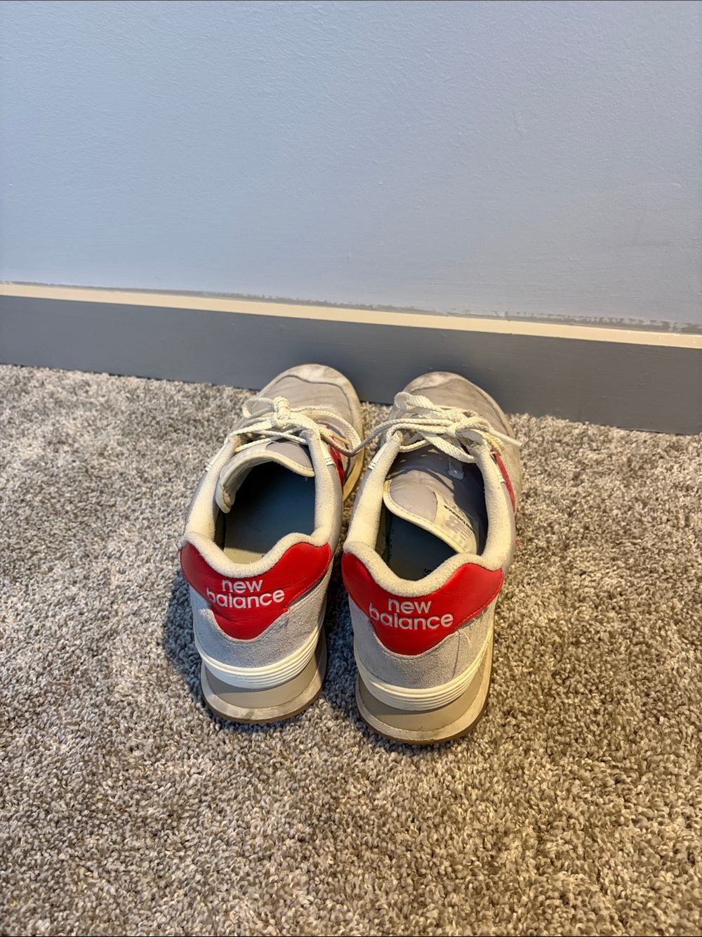 New Balance Men’s 574 size 10.5 red and white